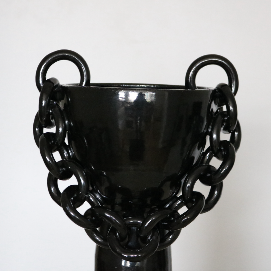 Sasso Stoneware Black Pedestal Bowl