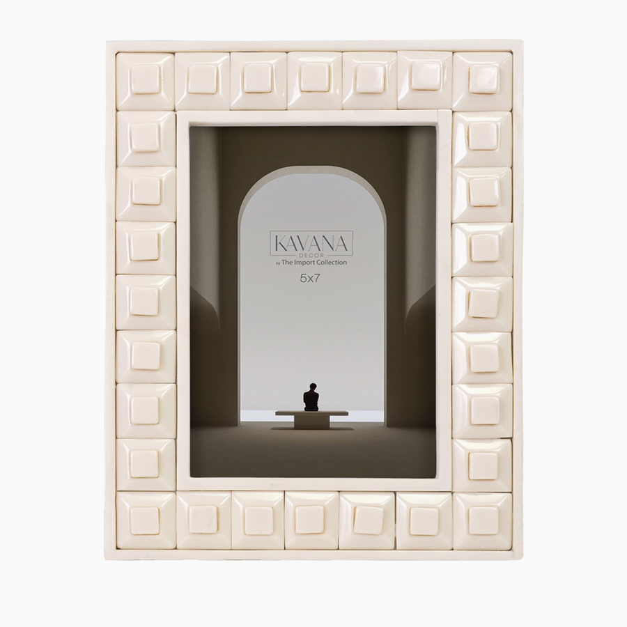 Aquilla Photo Frame