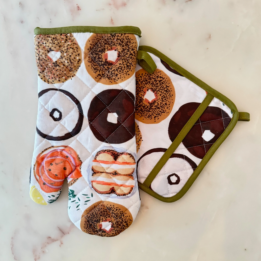 Bagel Cotton Oven Mitt & Pot Holder Set