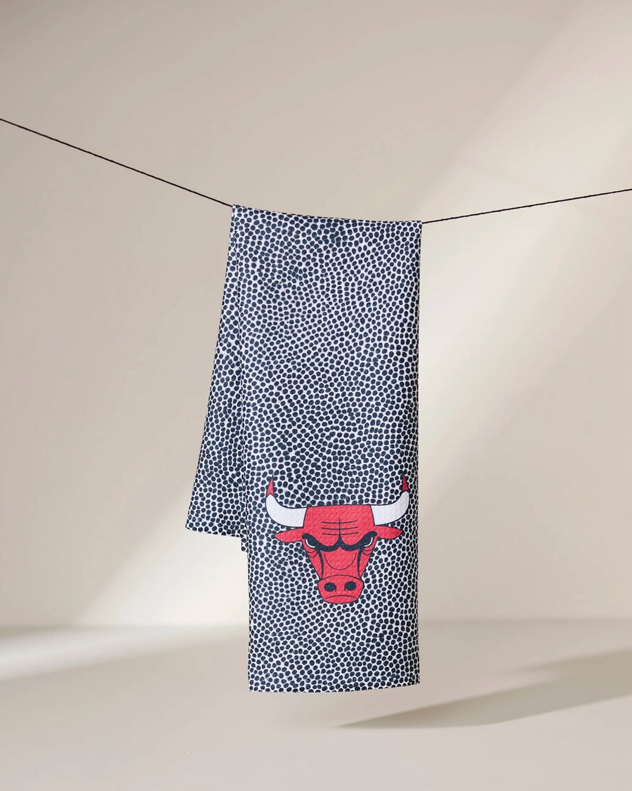 Bulls Grip Tea Towel
